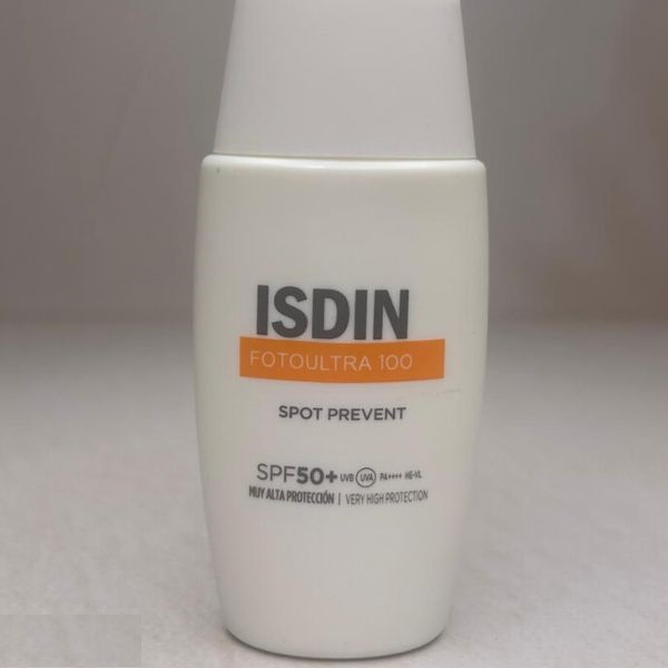 ضدآفتاب ایزیدین – محافظت کامل با SPF50 برای انواع پوست