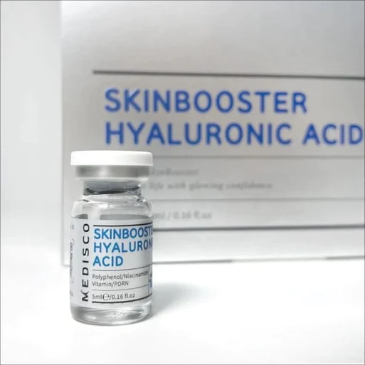 اسکین بوستر هیالورونیک اسید مدیسکو (Medisco Skinbooster Hyaluronic Acid) | آبرسان و جوان‌ساز عمیق پوست